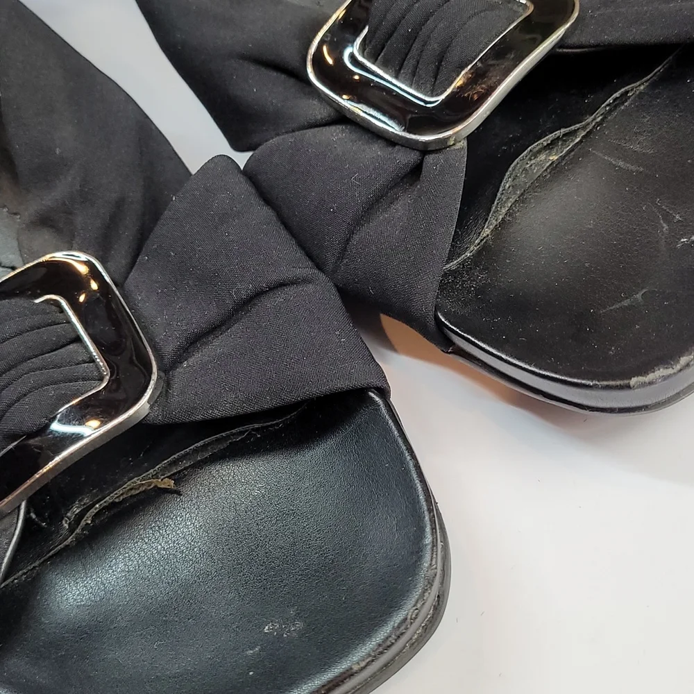 NATURALIZER BLACK WEDGE SLIDES